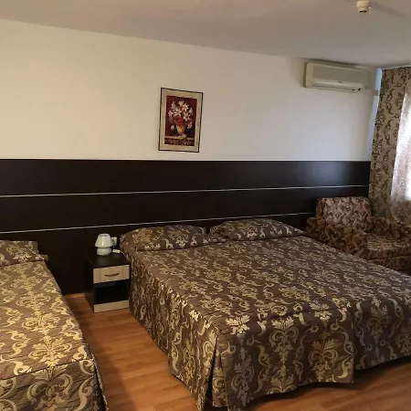 Zora Hotell