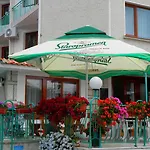 Otel Zora