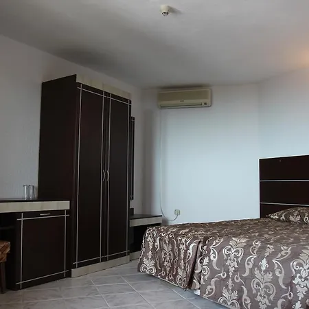 Zora Отель Солнечный берег